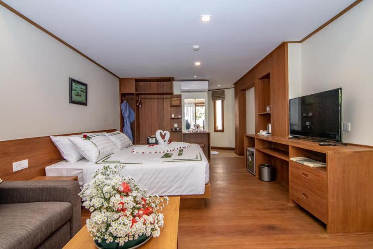 Ngapali Win Hotel Kültér fotó