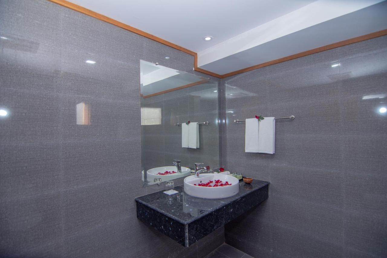 Ngapali Win Hotel Kültér fotó